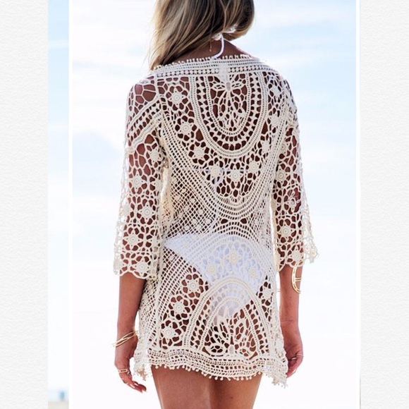 Lace Hollow Cover Up - Picture 3 of 4